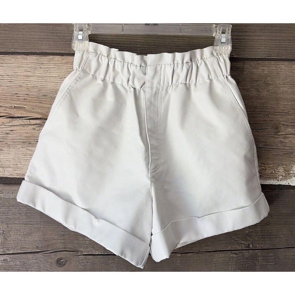 Buddy Love Peyton Solid Faux Leather Paperbag Shorts Cream Neutral Edgy S EUC